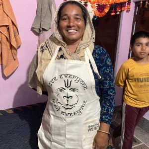 Love Everyone, feed everyone apron